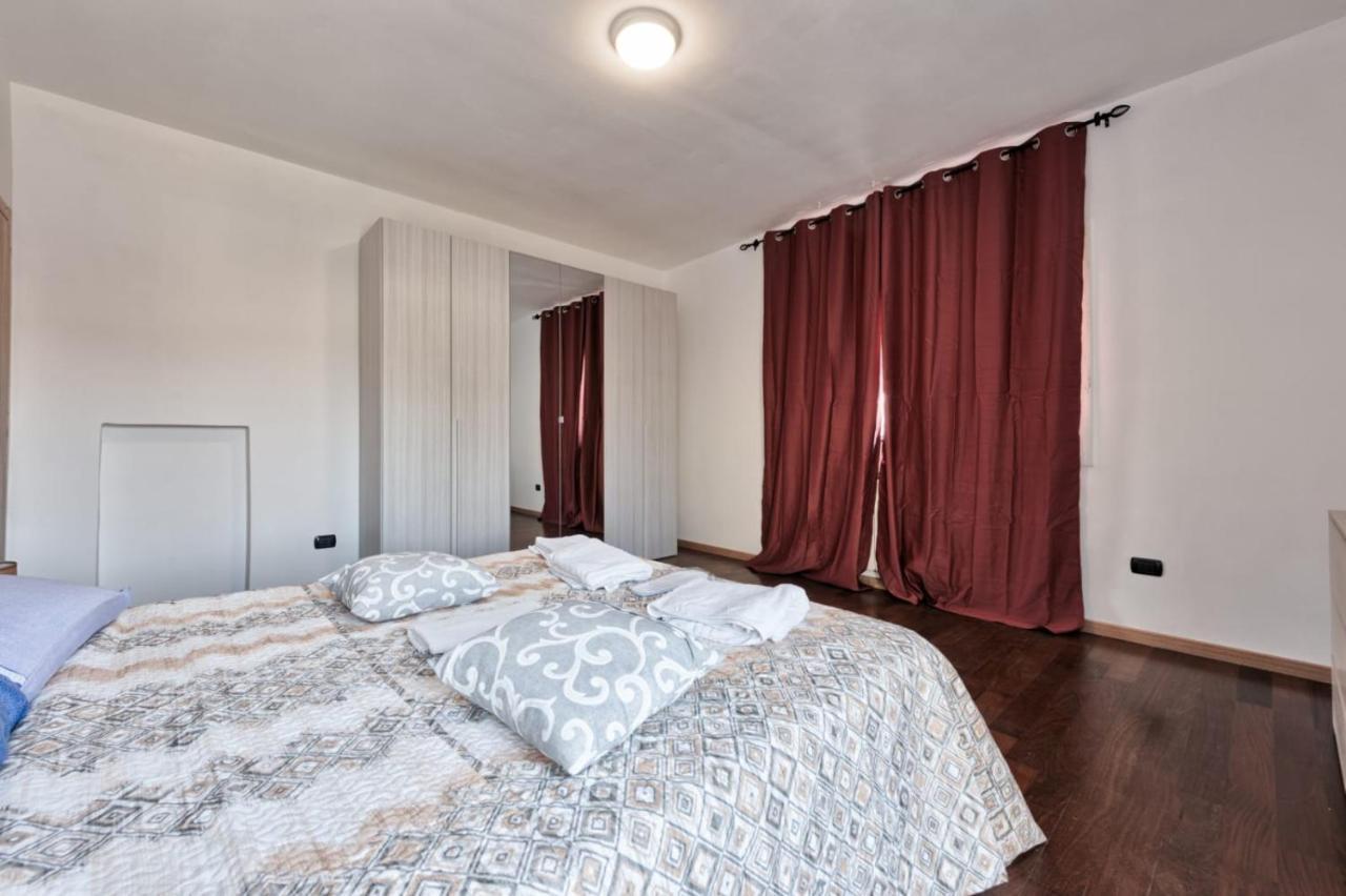 H&s Apt Private 3 Bedroom Apartamento